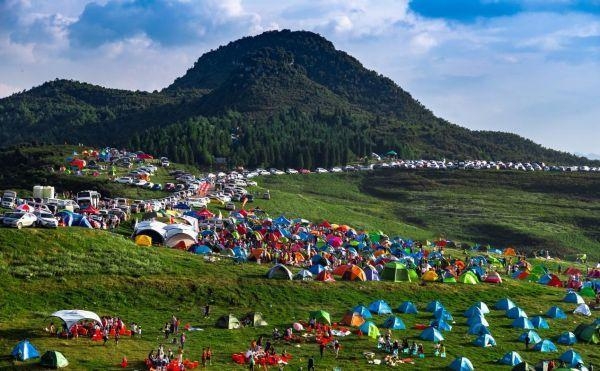 新城平台-畅享贵州23°C的夏日清凉，“解锁”更多新玩法