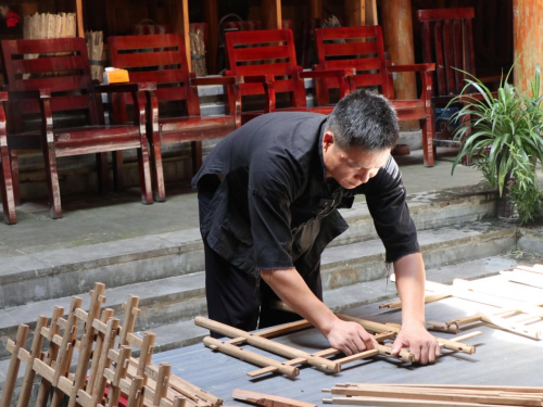 新城平台-探寻侗寨建筑，解锁传承千年的木构“黑科技”