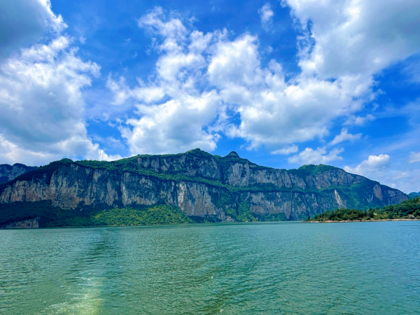 新城平台-畅享贵州23°C的夏日清凉，“解锁”更多新玩法